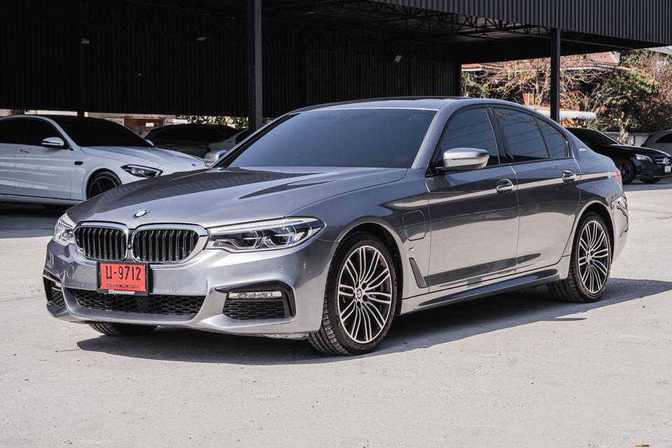 รหัสรถ 67GG1735 🚘 BMW 530e M Sport (G30) ปี 2018