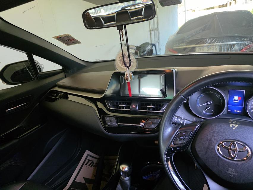 ขายรถยนต์ มือสอง CHR 1.8 Hybrid 2019 8