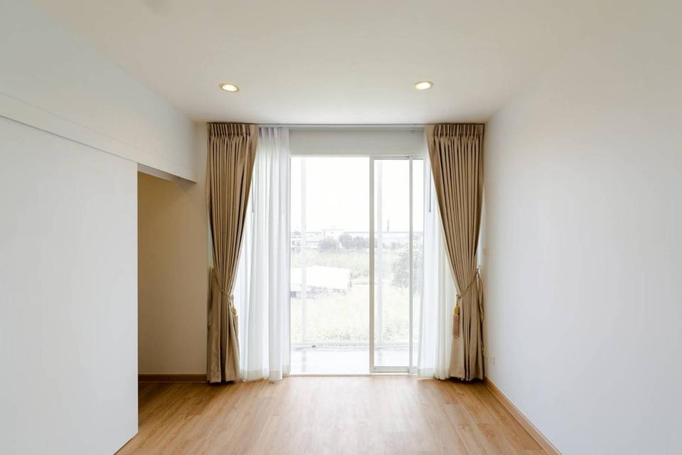 บ้าน 3 ชั้น ถนนพัฒนาชนบท 2 ซอยสุวรรณ 6