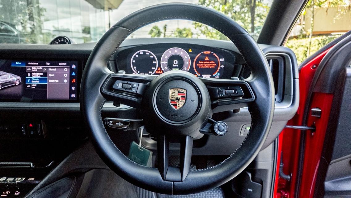 Porsche Cayenne Coupe E-Hybrid 2024 āļĢāļđāļāļāļĩāđ 7