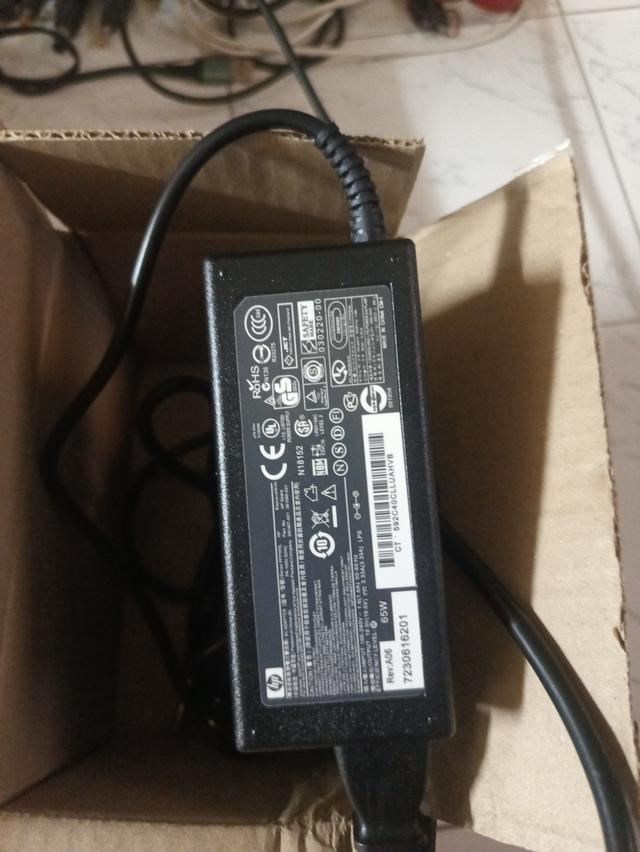 Adapter จอ 24 นิ้ว HP 19 โวลท์ ของใหม่ซื้อมาไม่ได้ใช้ 299 บาทรวมส่ง LINE ID Y I B UA 29 รับเองลาดพร้าว 101