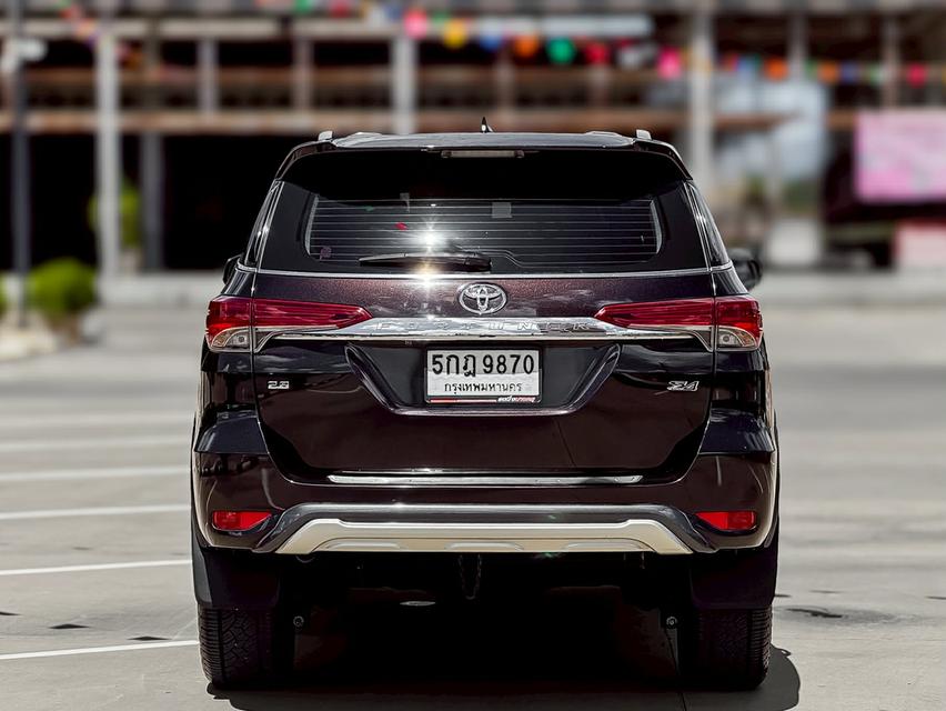 🚗 TOYOTA FORTUNER 2.8 V  ขับ4 เกียร์ออโต้ ปี 2016  ฟรีเงินดาวน์ รูปที่ 7