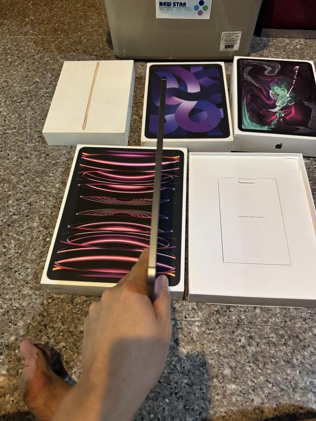 ขายๆๆๆถูกๆๆiPadPro12.9 M2 สีSpace Gray 256กิ๊กWifi Celluer ใส่ซิมได้ยกกล่องอีมี่ตรงอุปกรยังไม่แกะใช้สักชิ้นเลยคับใช้งานดีทุกๆฟังชั่นสูนTrueทุกๆฟังชั่น 5