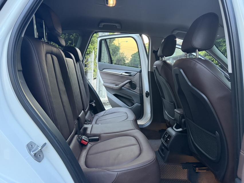 รหัสรถ AP2244 BMW X1 sDrive18i xLine ปี18 สีขาว รูปที่ 13