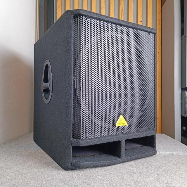 สินค้าเสียหายจากการขนส่ง BEHRINGER VP-1800S ตู้ลำโพง18นิ้ว ตู้แตก