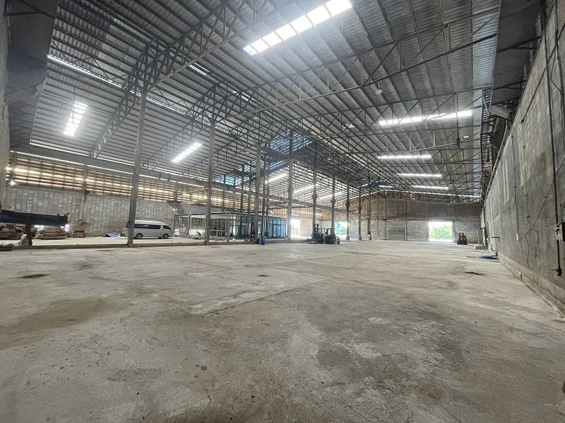 #ให้เช่าโกดังถนนเส้นสุพรรณบุรี-บางบัวทอง พื้นที่สีม่วง พื้นที่โกดัง 2,640 ตร.ม. ออฟฟิศทำงาน 190 ตร.ม. 8