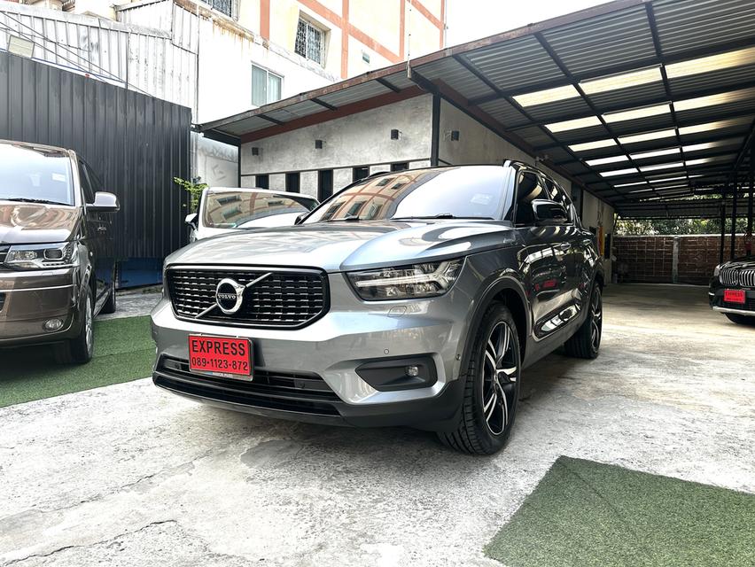 VOLVO XC40 2.0 T5 R-design AWD ปี2019