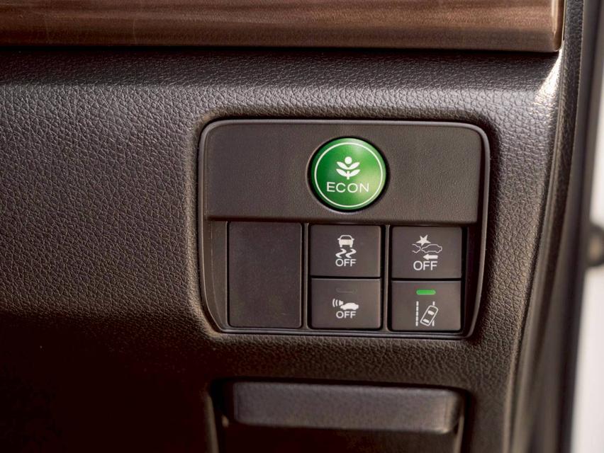 Honda Accord 2.0 Hybrid Tech ปีจด 2017 14
