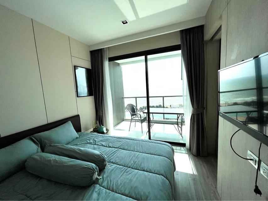 Selling Aeras Beachfront 5.6 million 15