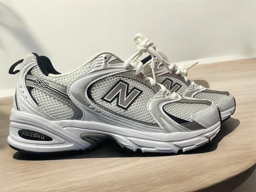 รองเท้า New Balance MR530SG