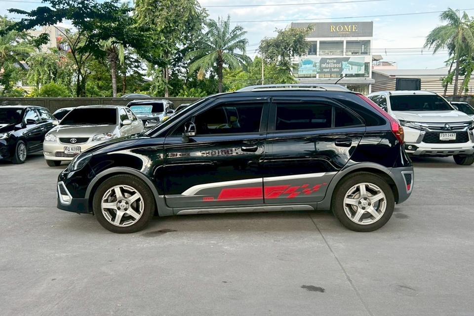 MG 3 1.5 Xross Sunroof AT ปี 2015 8