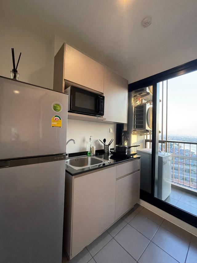 ให้เช่าคอนโดวิวแม่น้ำสุดหรู The Politan Rive (เดอะ โพลิแทน รีฟ) 2