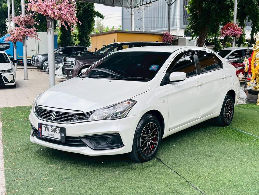 Suzuki Ciaz ตัว GL ปี2023 เครื่องยนต์เบนซิน AUTO  ไมล์แท้ 100%คะวิ่งมาน้อยมากๆคะ15,xxxกว่ากิโลคะ  2