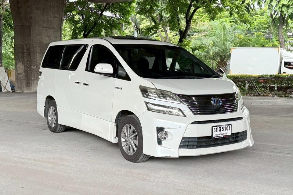 Toyota Vellfire 2.4 Hybrid  E Four AT ปี 2014 3