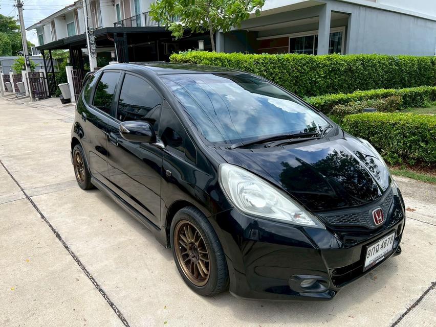 Honda Jazz GE 1.5V ปีจด 2014