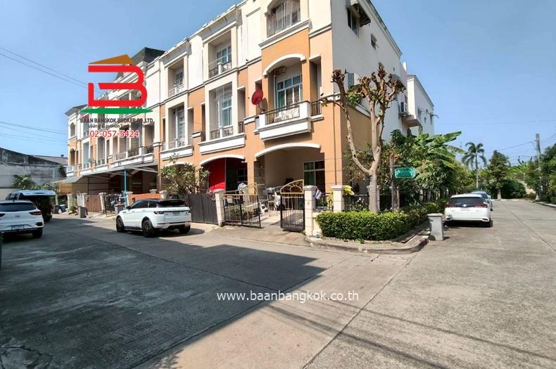 ทาวน์โฮม ปริญลักษณ์ เอกชัย-บางบอน (ใกล้เซ็นทรัล พระราม 2) เนื้อที่ 21.8 ตรว. แขวงบางบอน เขตบางบอน 12