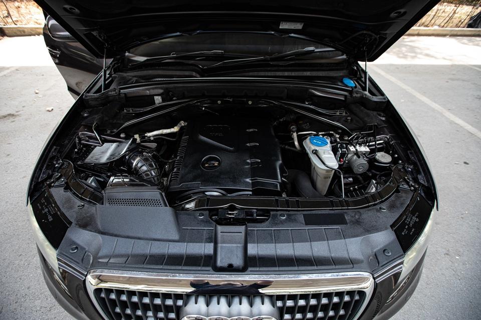 ขาย Audi Q5 2.0T Fsi Quattro ปี10 15