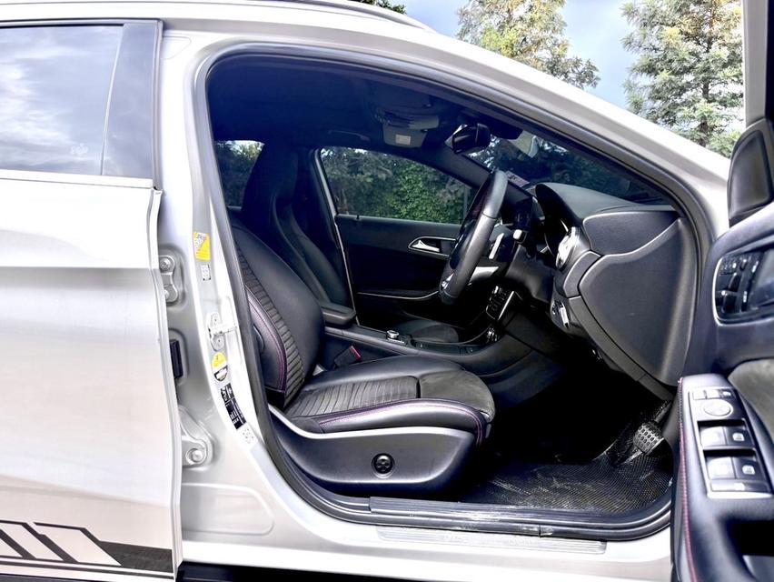MERSEDES BENZ GLA 250 รูปที่ 12