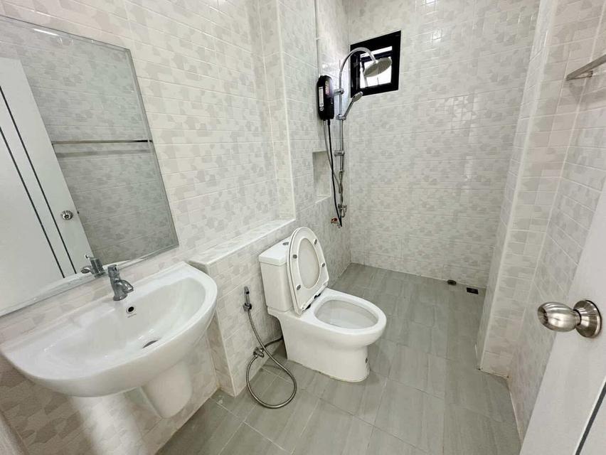 🏡 บ้านเดี่ยวสองชั้นในโครงการ รับสัตว์เลี้ยง ทำเลใกล้นานาชาติเกรซ #หางดง ราคาเพียง 10,000 บาท/เดือน ✨ 清迈独栋别墅出租 3 卧室 2 卫生间 – 租金 10,000 泰铢/月 ✨ 5