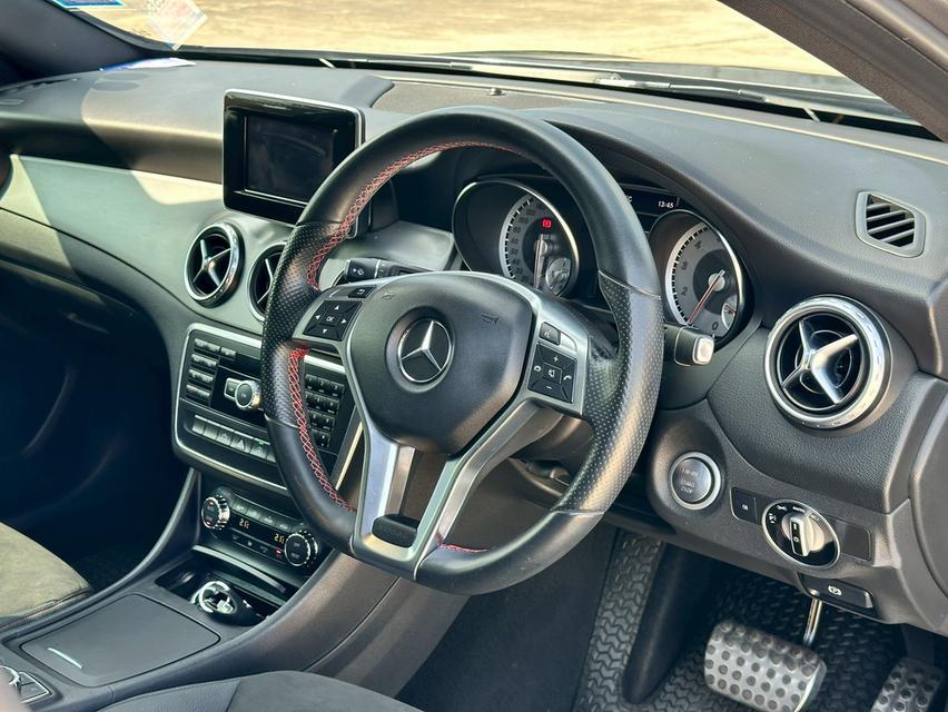 รหัสรถ PAT3860 Mercedes Benz GLA 250 AMG 2015 สีเทา 7