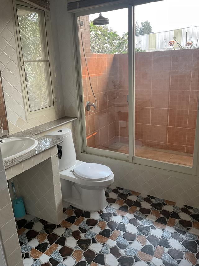 ปล่อยให้เช่าบ้านเดี่ยว พร้อมอยู่ 15