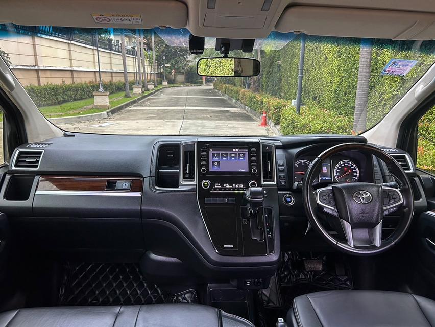 TOYOTA MAJESTY 2.8 Premium ปี 2020 รุ่นทอป รหัส AVA7898 7