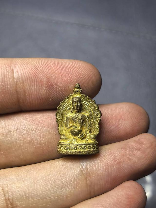 รูปหล่อพระสีวลี ลังกาวงศ์ ปางจกบาตร (ปางนั่งรับทรัพย์)