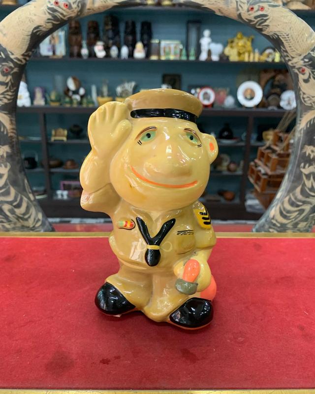 กระปุกออมสินเก่า 3