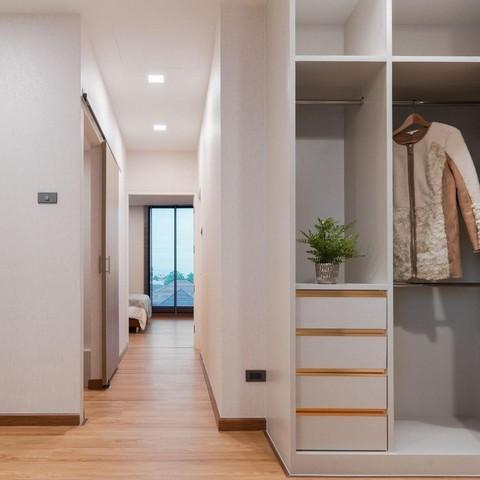 ทาวน์โฮม3.5ชั้นห้องมุมย่านนาคนิวาสลาดพร้าว71โชคชัย4 ตกแต่งพร้อมอยู่ไม่มีค่าส่วนกลาง 11