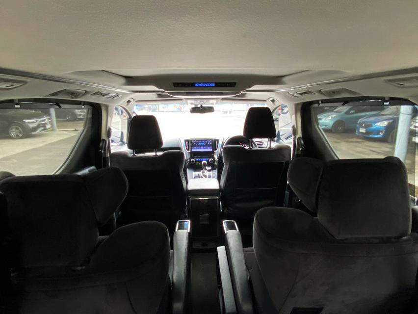 Toyota Alphard 2.5 SC Package ปี 2015 เลขไมล์ 85,xxx km 11