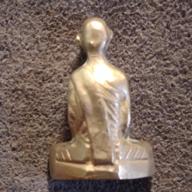 รูปหล่อหลวงพ่อเดิม รางวัลที่1 รูปที่ 4