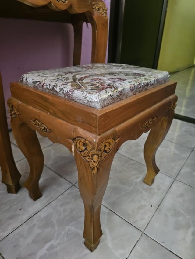 โต๊ะเครื่องแป้งไม้สักทอง ราคา 12000 บาทโต๊ะอาหารไม้สักทองแกะสลัก 62000 บาท