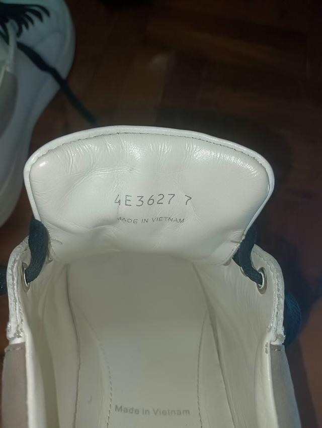 รองเท้าPRADA White Leather รูปที่ 5
