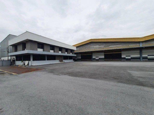 ให้เช่าโกดังพร้อมสำนักงาน 10500 ตร.ม. เนื้อที่ 6 ไร่ ถนนปู่เจ้าสมิงพราย สมุทรปราการ พื้นที่สีม่วง เหมาะเป็นศูนย์กระจายสินค้า รถเทรลเลอร์ เข้าออกได้   1