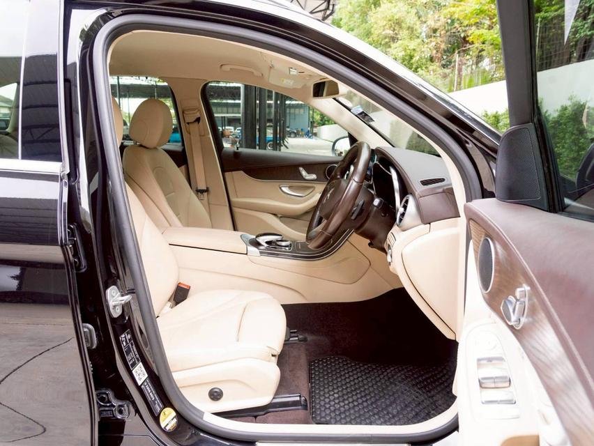 Mercedes Benz GLC250d 4MATIC 2.1 Diesel จด 2019 ♨️ #ประกันเครื่องเกียร์3ปี / 30,000 km.♨️ 11