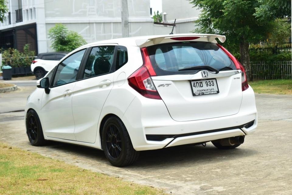 2016 HONDA JAZZ 1.5 V+ auto ไมล์ 90,000 กม. ราคา 359,000 บาท 13