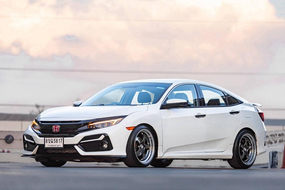 รถบ้านหน้าเดิมหลังเดิม Civic RS Turbo แต่งหล่อทั้งคัน ฟรีดาวน์Civic RS Turbo 2016 รูปที่ 5