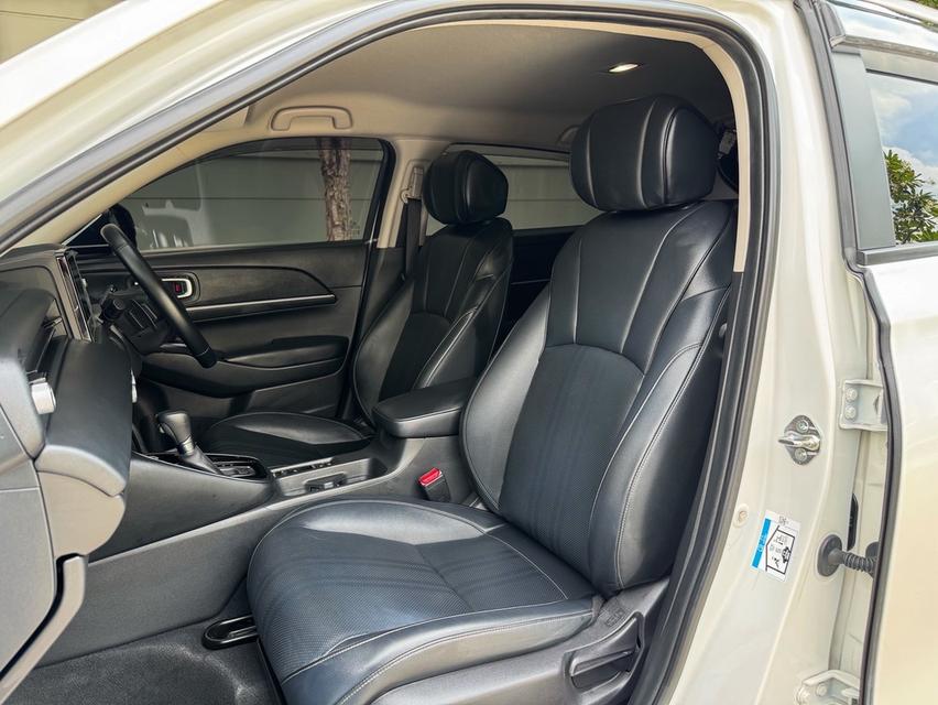 รหัสรถ AVA3868 🏆 Honda HR-V e:HEV EL ปี 2023 เจ้าของเดียว 10
