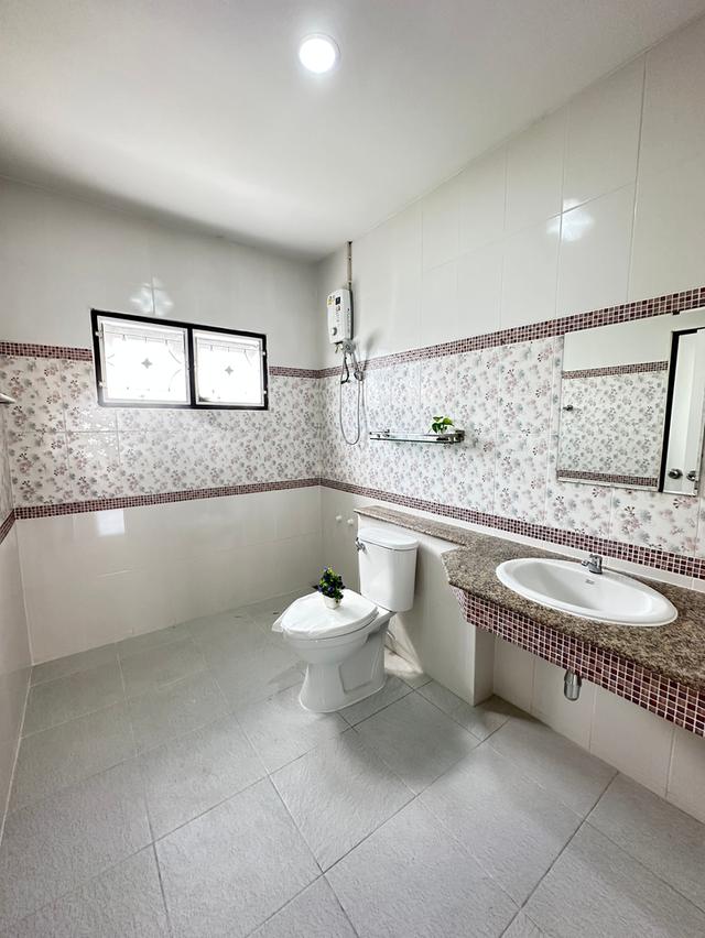 หมู่บ้านบุรีรมย์ คู้บอน 41 17