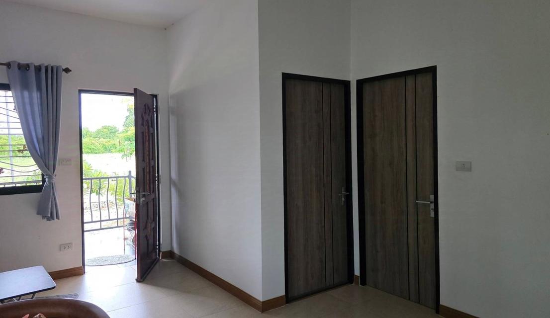 จายบ้านพร้อมที่ดิน บ้าน 2 หลัง ในที่ดิน 1 ไร่ 2