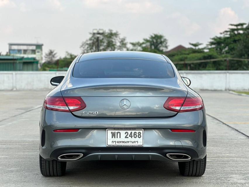 Mercedes Benz C250 Coupe AMG 7G (W205) 2016 สายจอด รถใหม่มากๆ ไมล์น้อยสุดใน 5