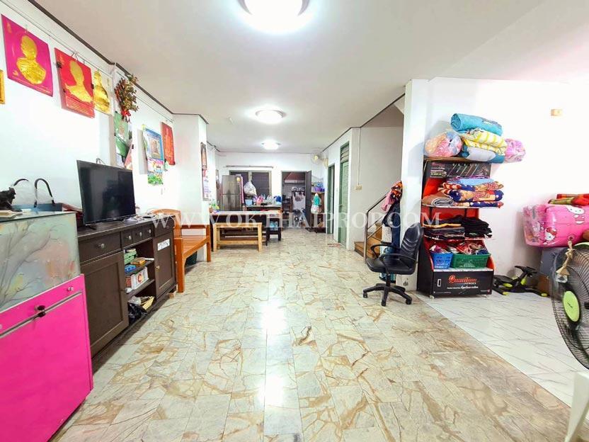 ทาวน์เฮ้าส์ หมู่บ้านสุชา บางบัวทอง ใกล้กับรถไฟฟ้าสายสีม่วง นนทบุรี 4