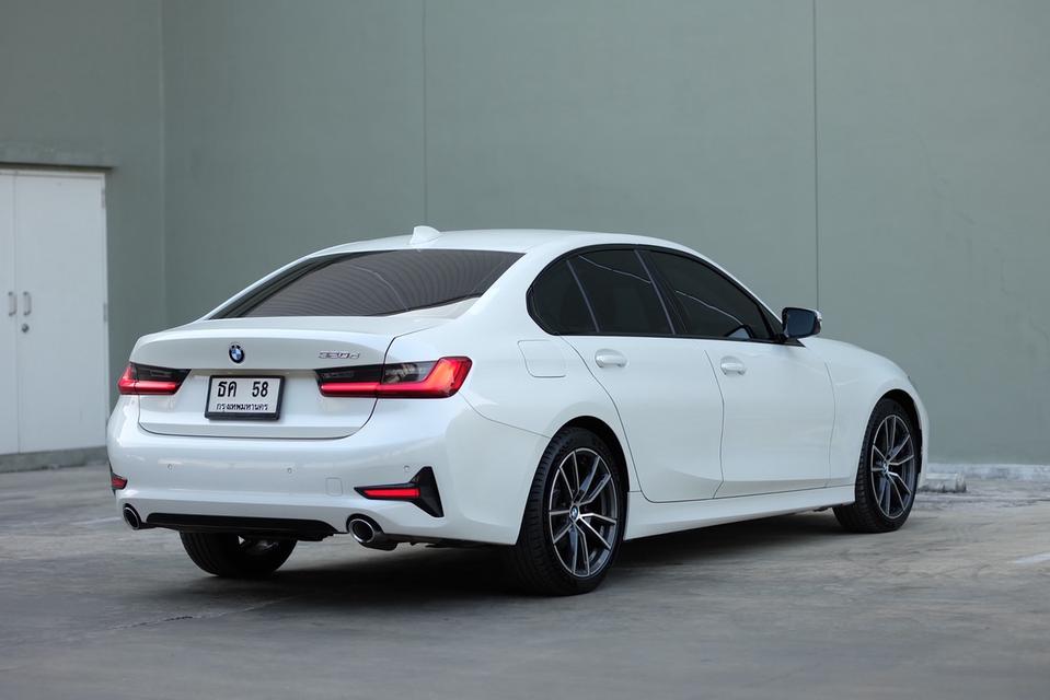 BMW 320d Sport G20 ปี 2020 มือเดียวป้ายแดง ไม่เคยเกิดอุบัติเหตุ เลขไมล์ 110,000km แท้ รูปที่ 3