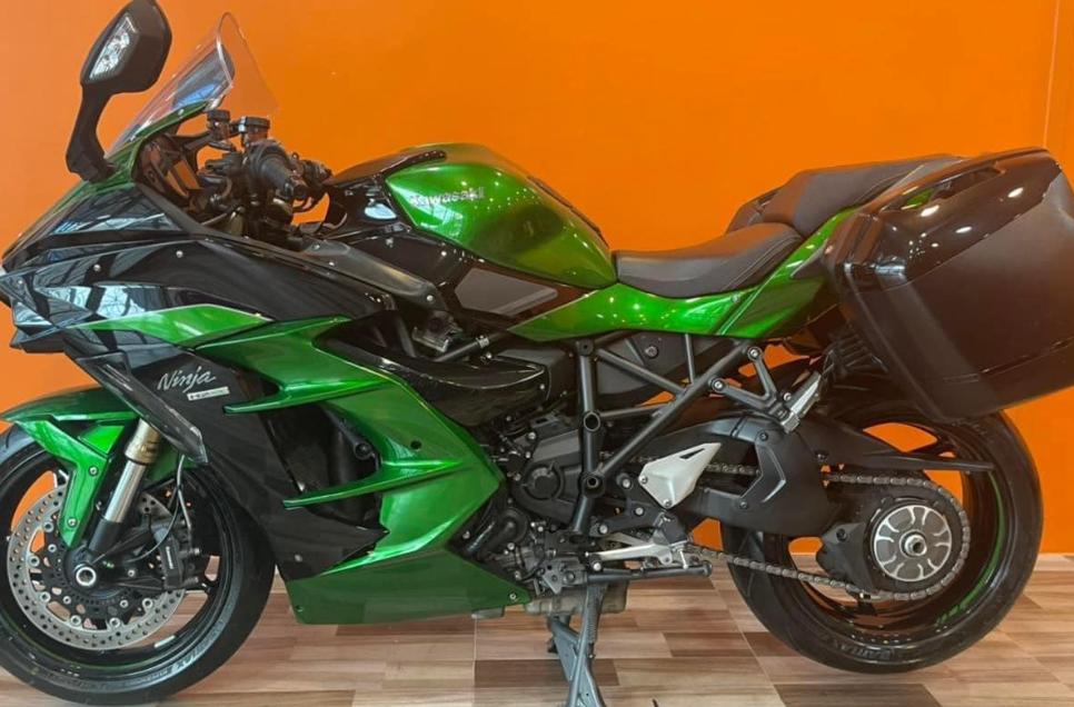 Kawasaki Ninja H2R สีเขียว