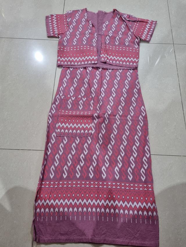 ชุดผ้าไทยมือ 1