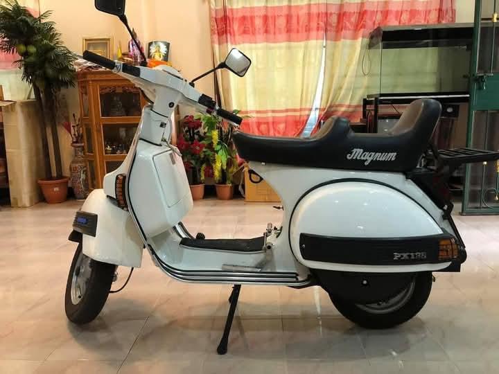 ขายด่วน Vespa PX 125 4