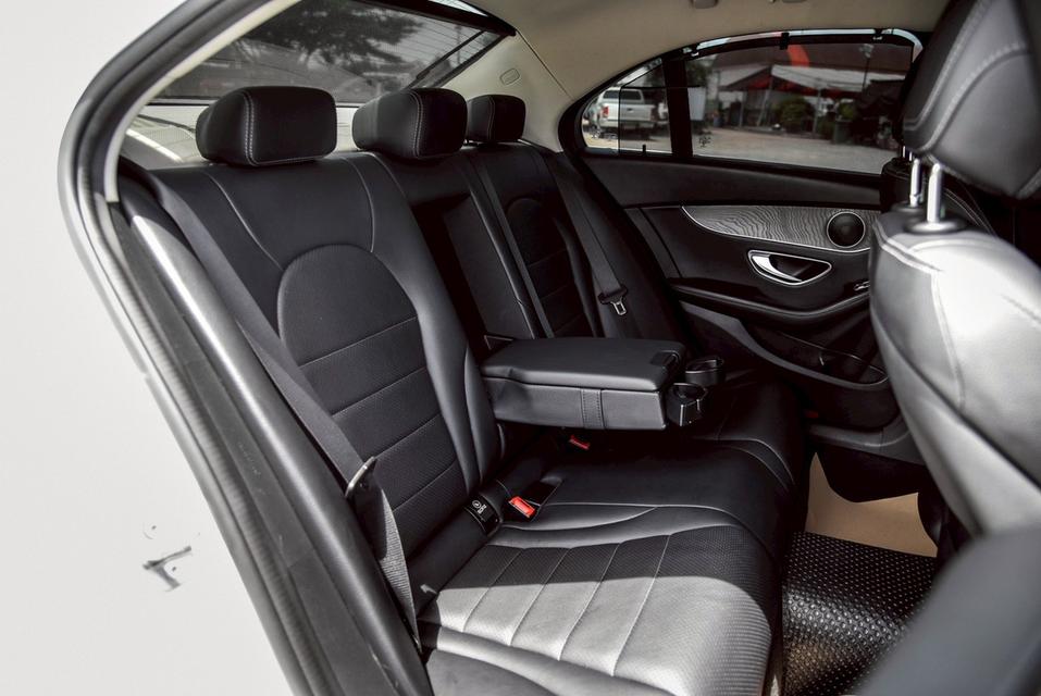 Mercedes-Benz C350e 2.0 Avantgarde AT 2017 12