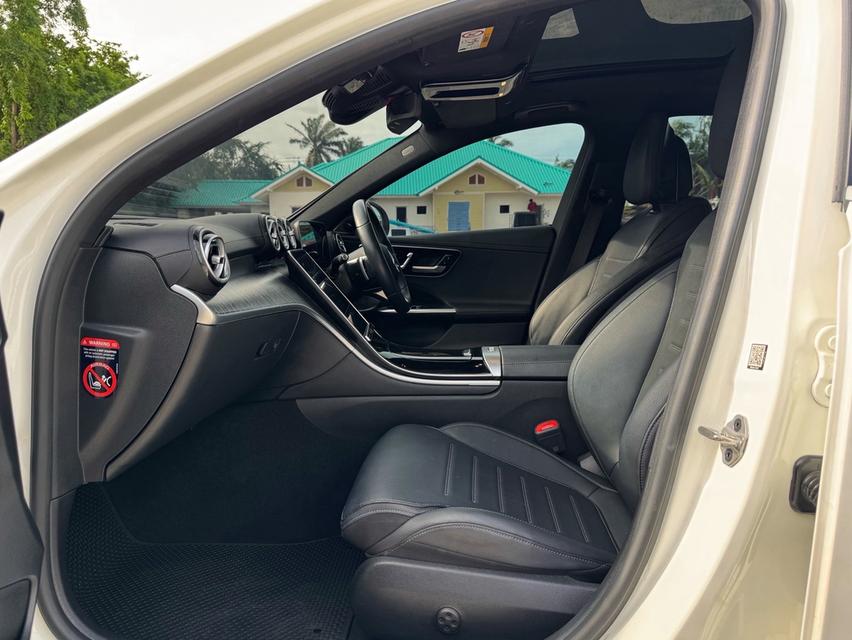 Mercedes Benz C220d AMG dynamicปี 2022 เลขไมล์ 65,xxx km.💰ราคา 1,890,000 บาท รูปที่ 11