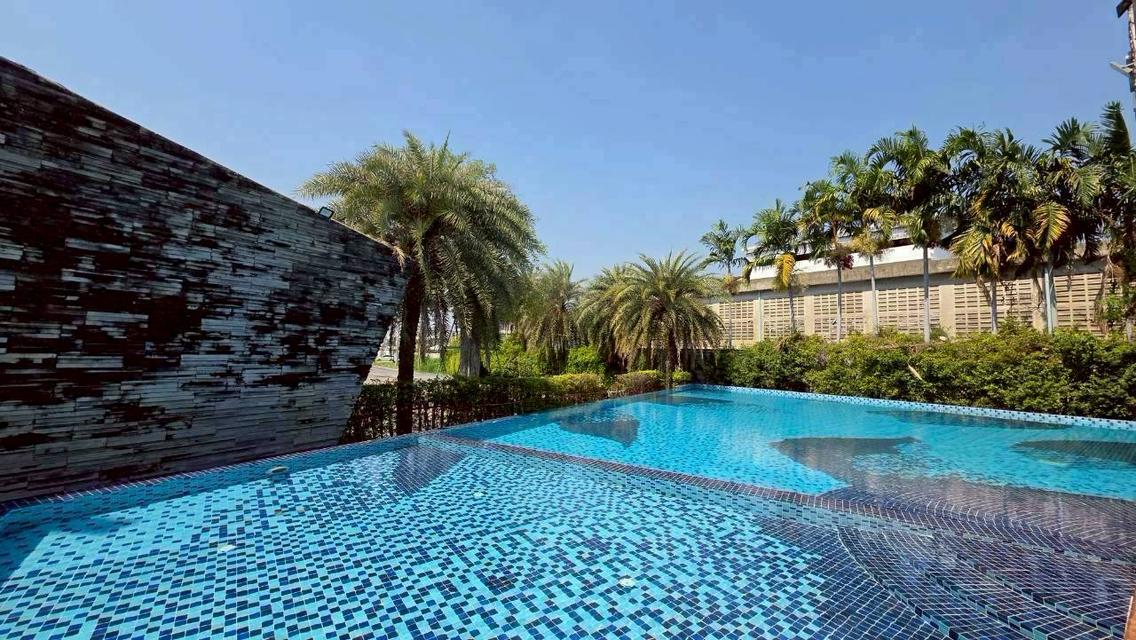 [ขายด่วน] บ้านเดี่ยวอิคอนเนเจอร์ (iconature) พระราม 2 - เทียนทะเล หน้าบ้านไม่ชนใคร พร้อมพื้นที่สวนข้างบ้านกว้างเป็นพิเศษ 3