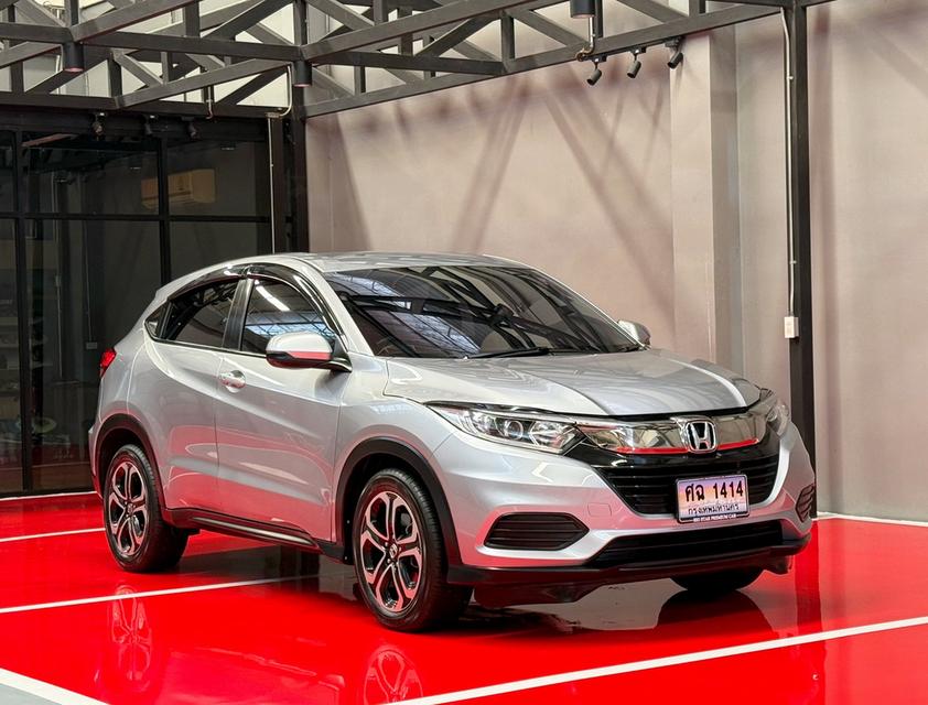 2020 HONDA HRV 1.8 MINORCHANGE รถมือเดียวออกป้ายแดง รถวิ่งน้อย เข้าศูนย์ตลอด รถไม่เคยมีอุบัติเหตุครับ